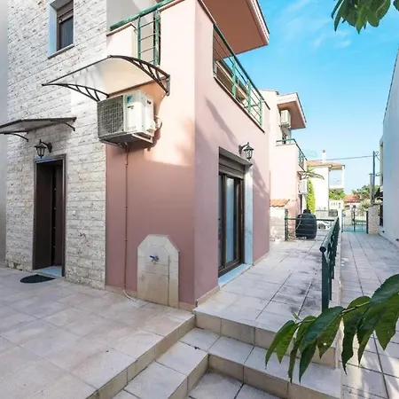 Captain's Maisonettes Nikiti (Sithonia)